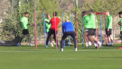 Spor Aykut Kocaman Yeni Takımıyla İlk Antrenmanına Çıktı