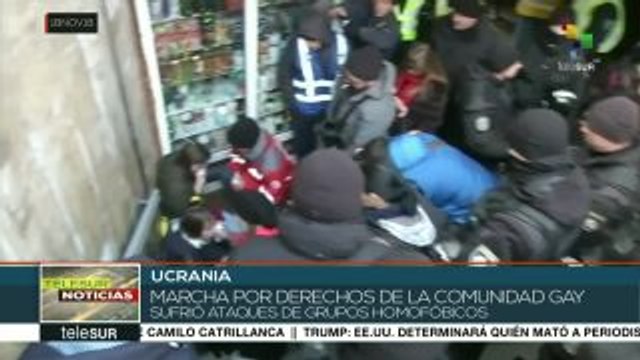 Ucranianos marchan a favor de los derechos de la comunidad LGBTI