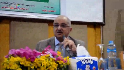 رئيس جامعة أسيوط: نحرص على دعم وتطوير آليات العمل الإدارى