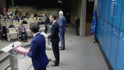 Ministros apoiam projeto de acordo do Brexit