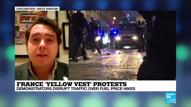 France 'Yellow Vest' protests: demonstrators disrupt traffic over fuel price hikes