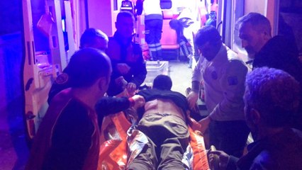 Erkek Çocuğu, Tartışma Yaşadığı Babasını Sırtından Bıçakladı