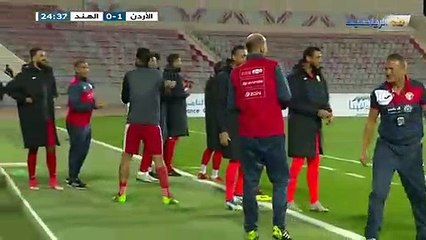 Football - Le gardien jordanien marque un but !