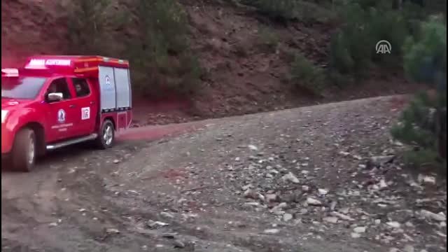 Denizli'de Eğitim Uçağı Düştü