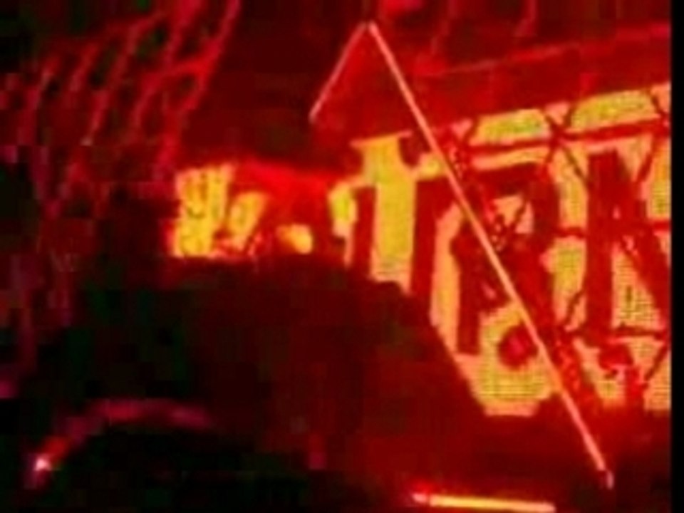 Bercy / Daft Punk Alive 2007 / Touch It - Technologic