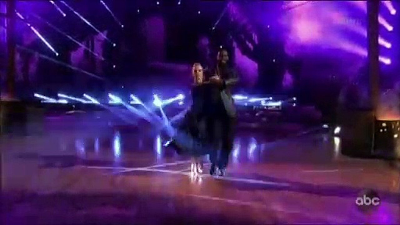 Evanna Lynch & Keo Motsepe - Tango