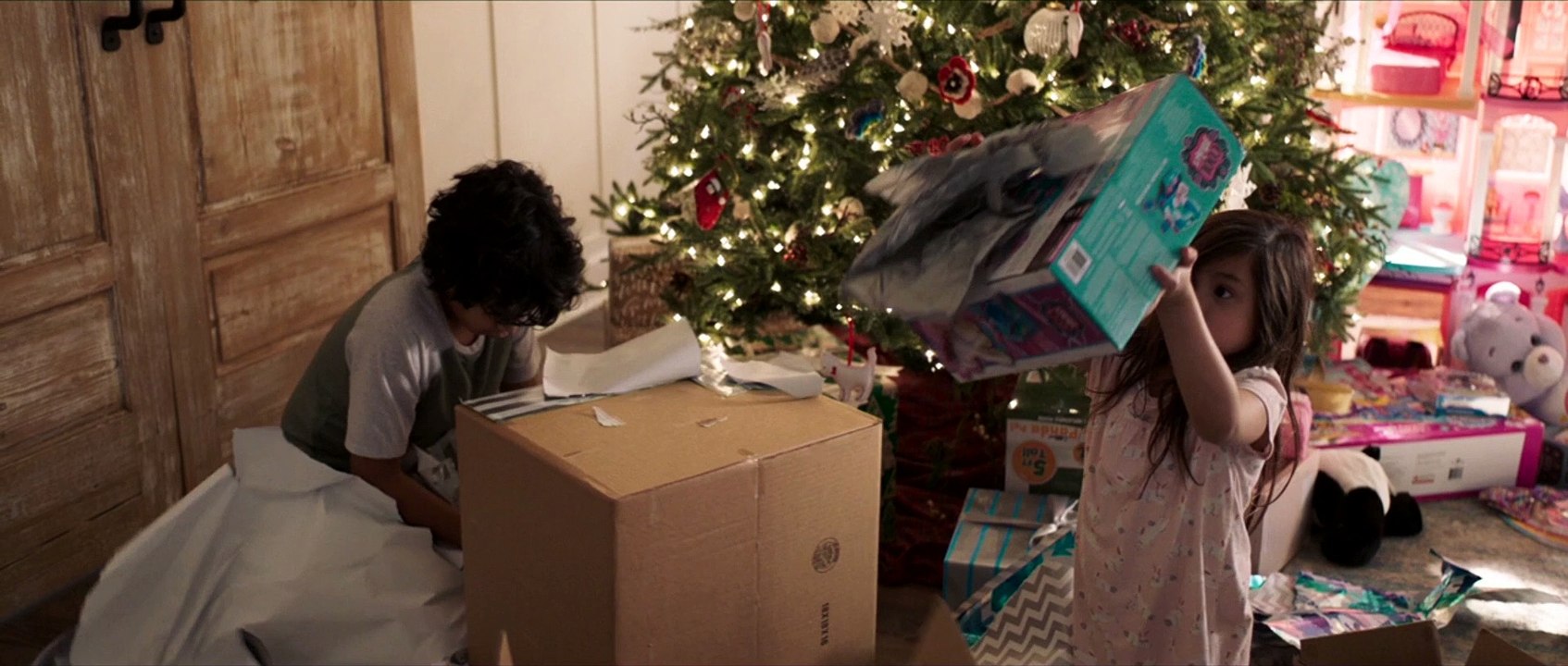 Instant Family: Movie Clip - Christmas Boxes