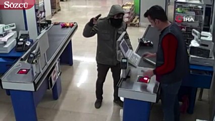 Gaspçı marketi çikolatayla soydu