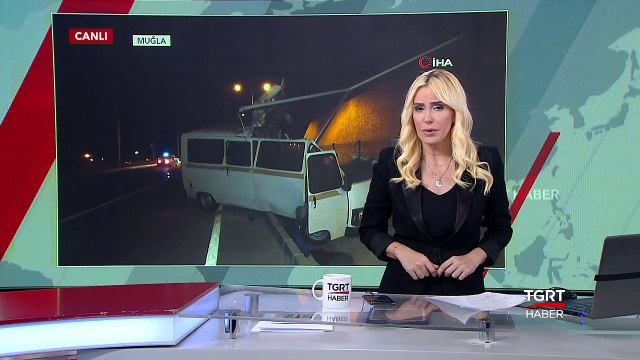 Minibüs Direğe Çarptı: 2 Ölü