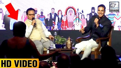 Akshay Kumar Embarrassed By A LADY Who Forced Him To Speak In English