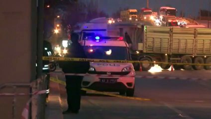 Konya'da Üst Geçit Merdiveni Çöktü!