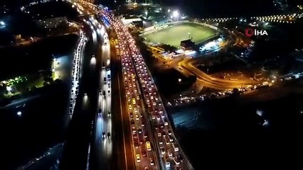 E-5'te Geri Geri Gidip Trafiği Alt Üst Ettiler...O Anlar Havadan Görüntülendi