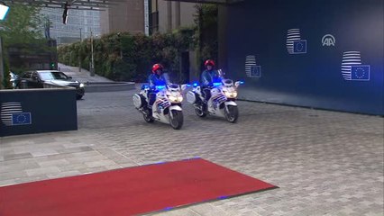 Stoltenberg: "Avrupa Savunma Girişimleri NATO'ya Alternatif Olmamalı"