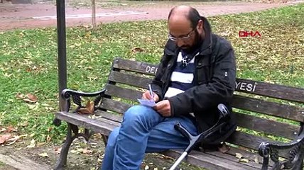 Erkek arkadaşıyla kavga eden genç kızın 'maymuna benziyor' sözü hayata küstürdü