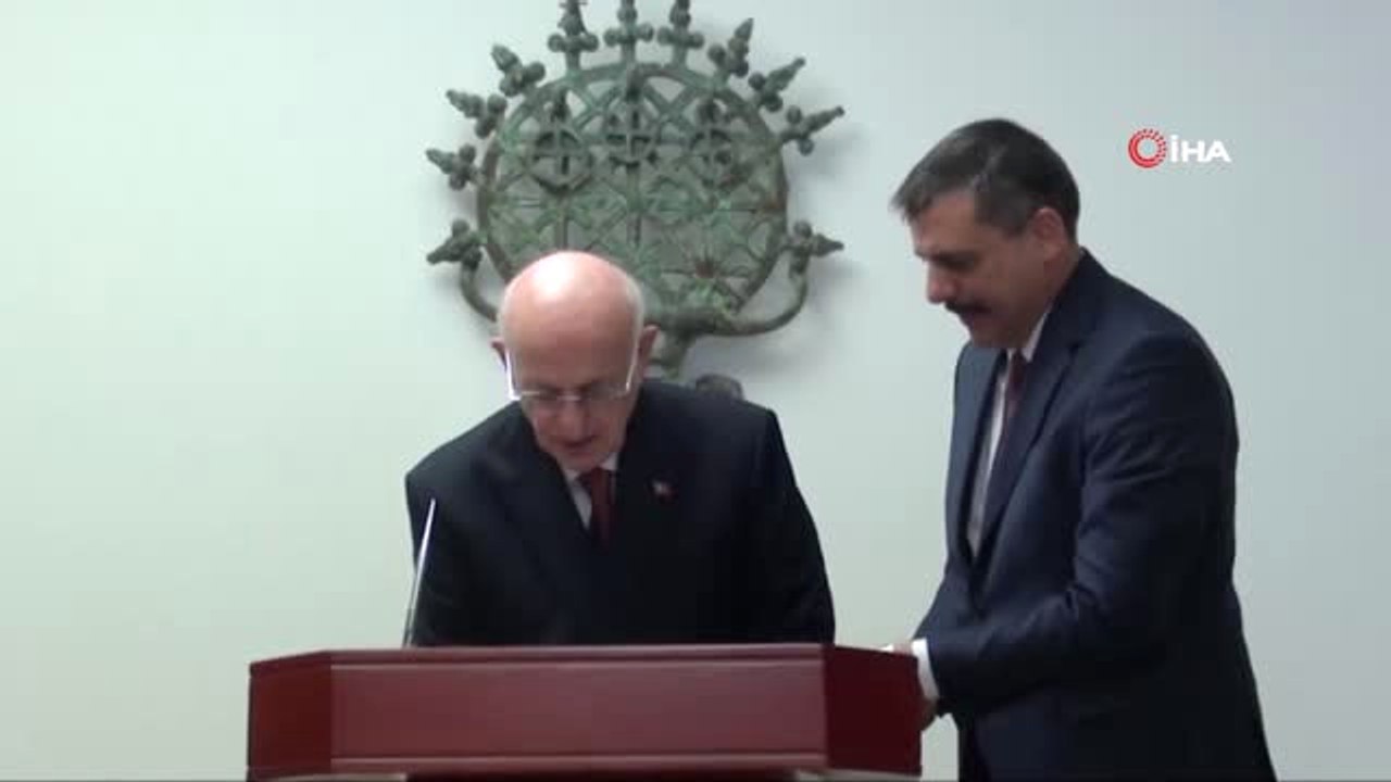 Eski TBMM Başkanı İsmail Kahraman;"15 Temmuz Türkiye'nin Varlığına Kasteden Bir Hareketti"