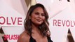 Chrissy Teigen hates her feet