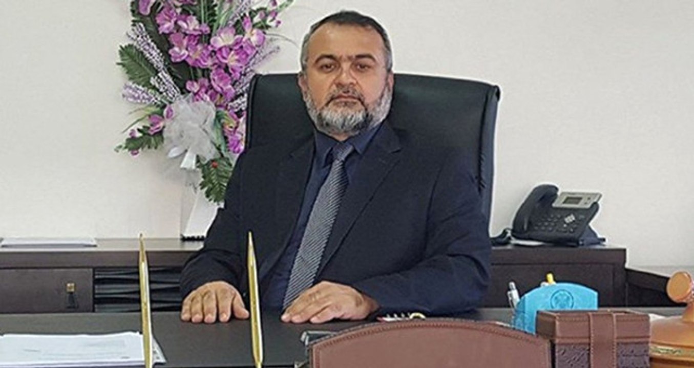 "Yerel Seçimde Hiçbir Kadın Adaya Oy Vermeyeceğim" Diyen Dekan, İstifa Etti