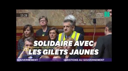 Video herunterladen: Jean Lassalle revêt un gilet jaune et provoque une suspension de séance à l'Assemblée nationale