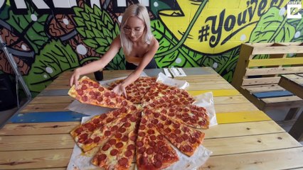 Voici la plus grosse pizza d’Angleterre  11,000 Calories... A table!