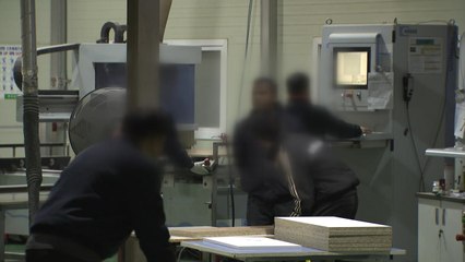 심각한 경제 상황에 땜질 처방? / YTN