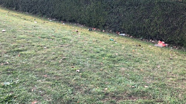 Quelques Gilets jaunes de retour au rond-point bleu à Ifs