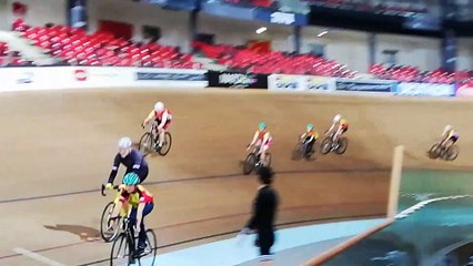 Baptème piste au vélodrome national de St Quentin pour les jeunes du VS