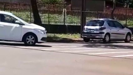 Vazamento de água preocupa internauta