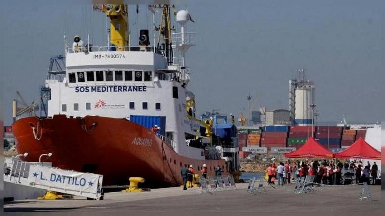 24 Tonnen Sondermüll entsorgt? Italien will 'Aquarius' beschlagnahmen lassen