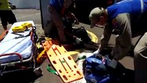Grave batida de moto deixa dois feridos