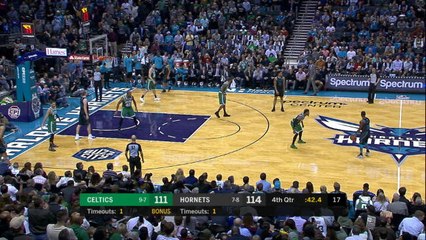 Kemba Walker seals Hornets win in style