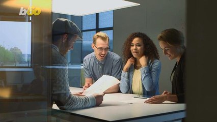 Experts Say Humor in the Workplace Can Help Your Career