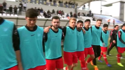 Скачать видео: 19 Yaş Altı Milli Futbol Takımı, Elit Tur'a yükseldi - ANTALYA