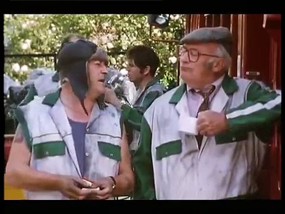 Common As Muck - S01E05