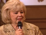 Gaither - There's Something About That Name (Live)