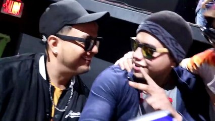 BORRACHOS EN EL AEROPUERTO | Concierto de Monterrey (HotSpanish)