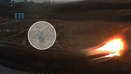 불타는 사고 차량에서 운전자 구한 '의인' 택배기사 / YTN