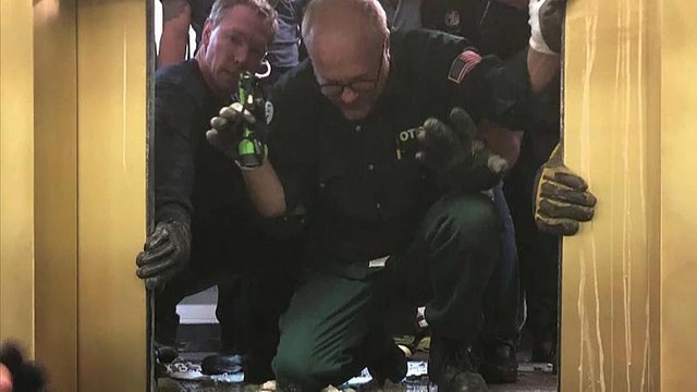 В Чикаго лифт с людьми рухнул с 95 этажа