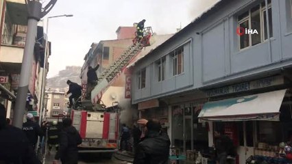 Bayburt'ta CHP İl Teşkilatı'nın Bulunduğu Binada Yangın
