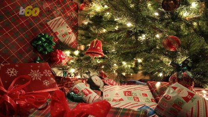 Christmas Came Early! Walmart 'Santa' Pays For Everyone's Layaway Items