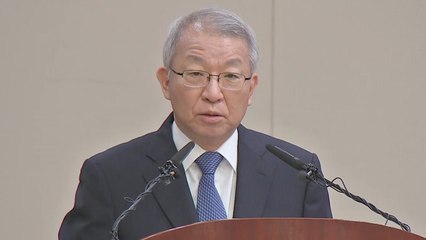 판사 블랙리스트 없다더니...양승태 'V' 표시 불이익 / YTN