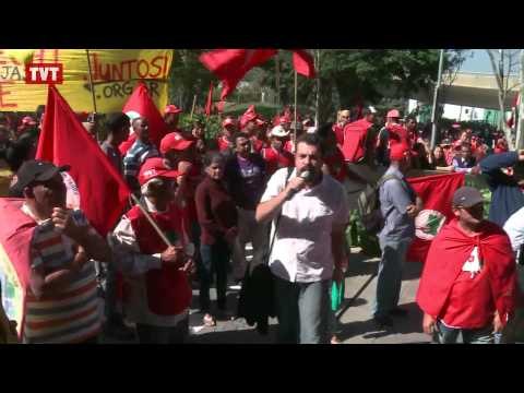 Copa sem povo, tô na rua de novo : movimentos sociais contra o Mundial