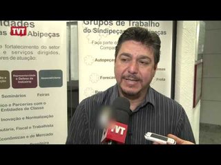 Metalúrgicos da FEM/CUT em rodada de negociação com bancada patronal