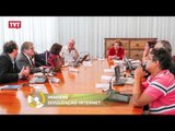 Com blogueiros, Dilma defende plebiscito para reforma política