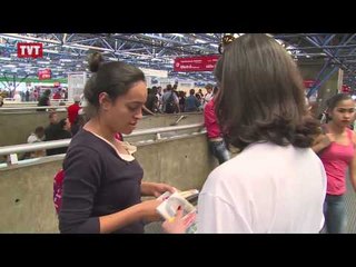 Crianças desaparecidas tomam lugar de políticos em "santinhos"