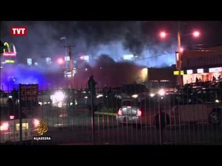 Ferguson, nos EUA, tem nova onda de protestos violentos