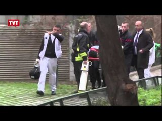 Ataque à revista satírica na França deixa 12 mortos