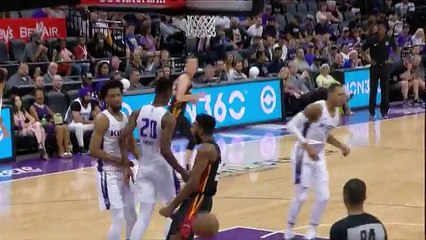 Derrick Jones Jr. Dunks