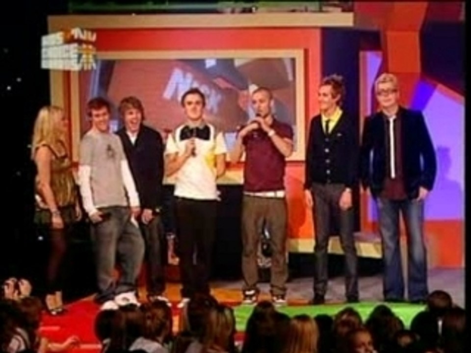 McFLY - UK Kids Choice Awards - 27.10.2007 (Clip 05)