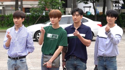 [Y영상] 뉴이스트W, 훈훈한 비주얼 과시...’여심 저격’ (뮤직뱅크 출근길) / YTN