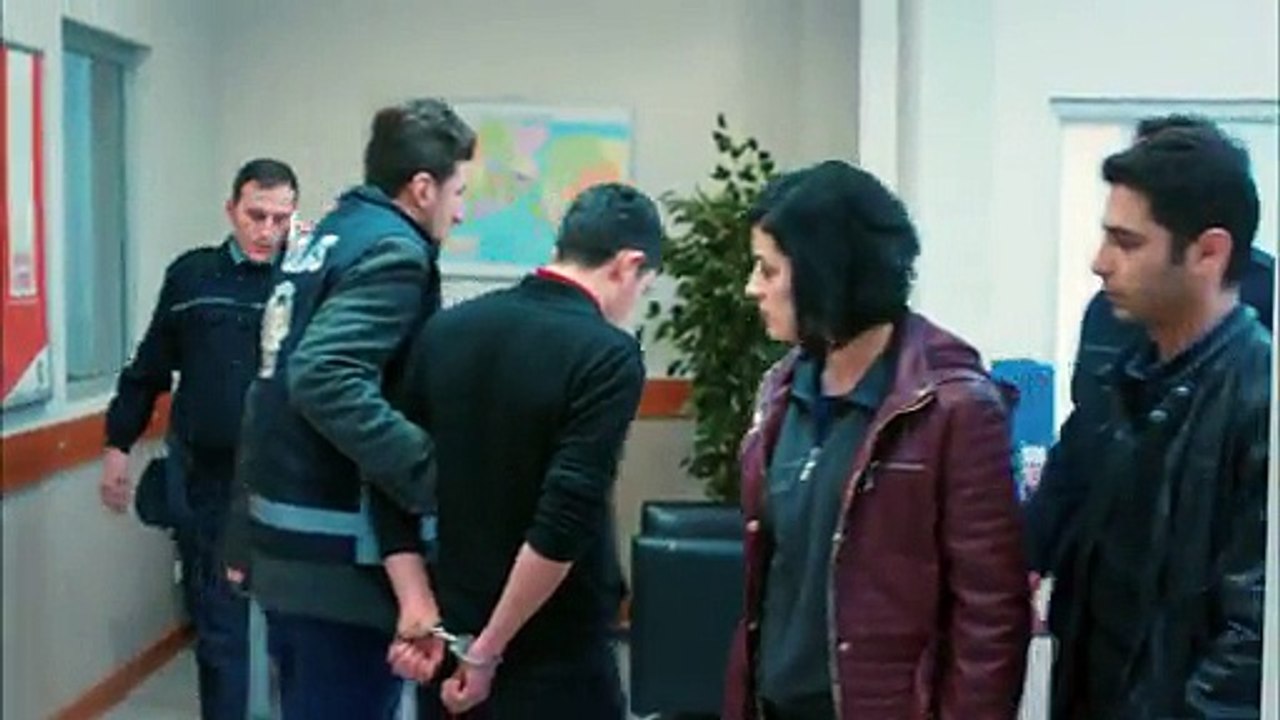 مسلسل أمي الحلقة 15 مترجمة للعربية (القسم 1)